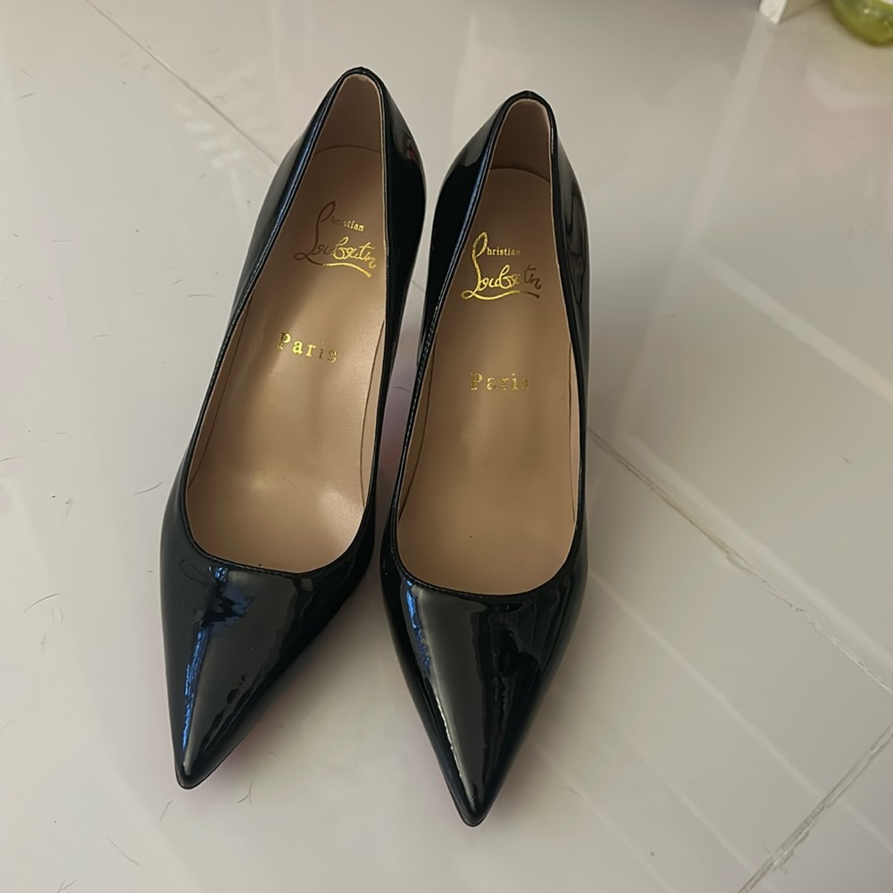 louboutins so kate black